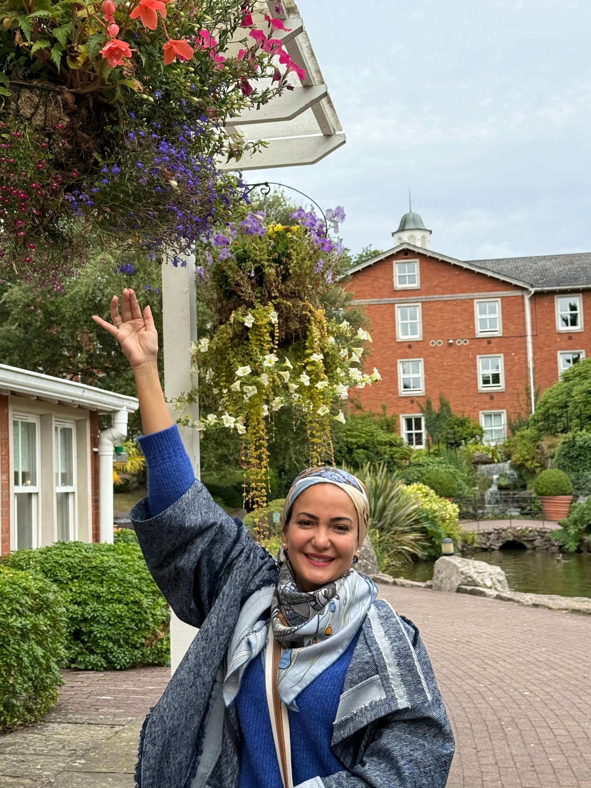 كيف بدأ الحلم